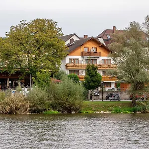 Gasthuis Landgasthof Moser & Restaurant Bootshaus